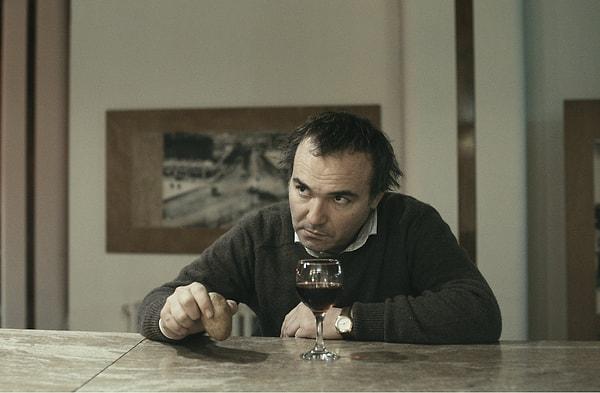 5. Ünlü yönetmen Zeki Demirkubuz'un filmi Yeraltı'da canlandırdığı Muharrem karakteri.