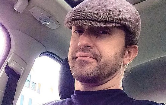 Lenslerle Uyumayı Acilen Bırakmanız Gerektiğini Gösteren Kör Olan Adamın İbretlik Hikayesi