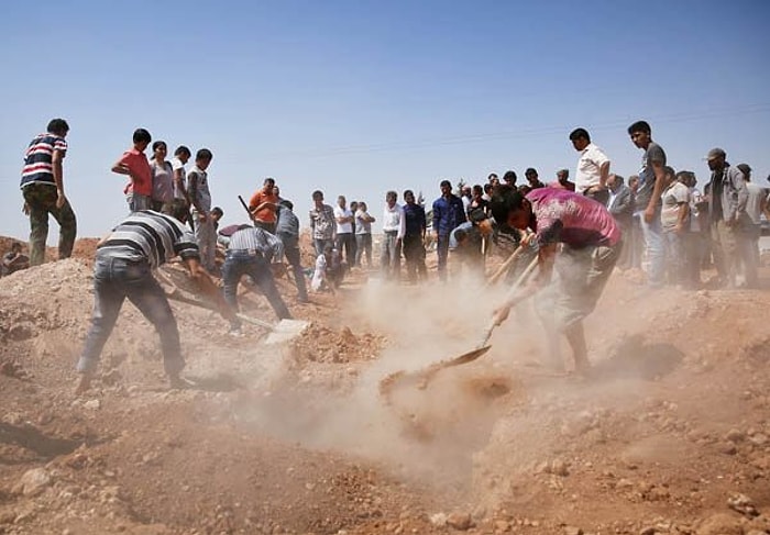 Küçük Aylan Kobani'de Toprağa Verildi