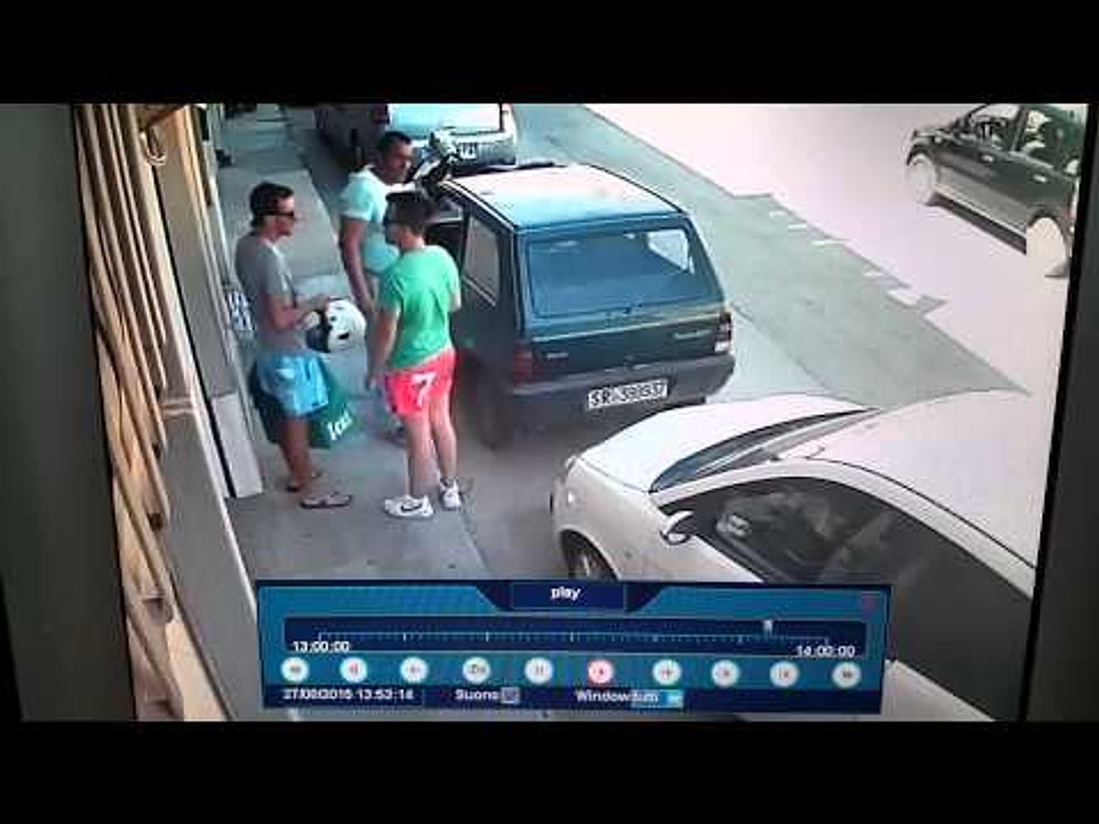 Bir Anda Hulk'a Dönüşüp Arabasını Otoparktan Çıkaran Adam