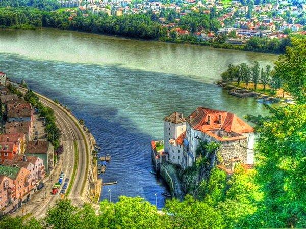 6. Ilz, Danube ve Inn nehirlerinin buluşması