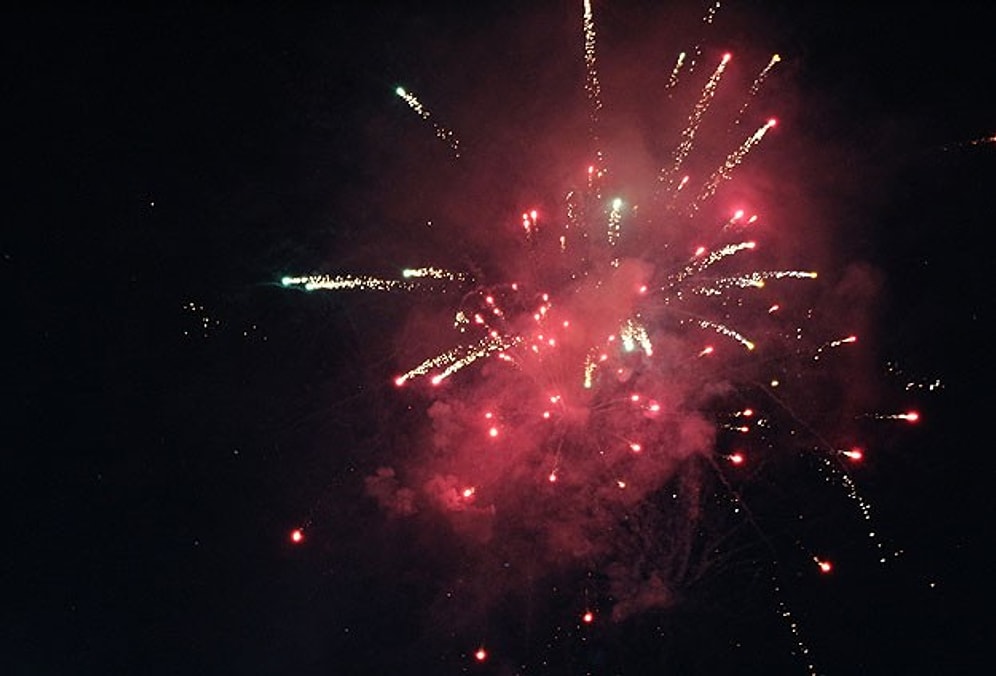 Van'da Havai Fişek Kullanımı Yasaklandı