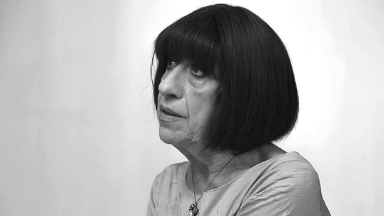 'Cumhurbaşkanı Ya Bir Kahkaha Atsın Tüm Sinirleri Rahatlasın, Ya da Bir Kedi Alsın'