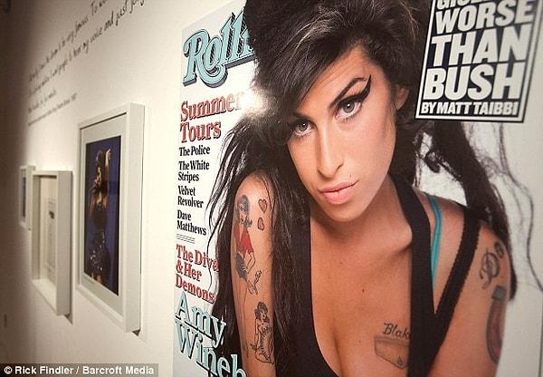 8. Rolling Stone'nun kapağında Amy Winehouse.
