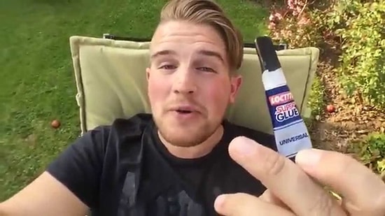 Şezlong Minderine Japon Yapıştırıcı Dökerek Arkadaşını Yapıştıran Adam