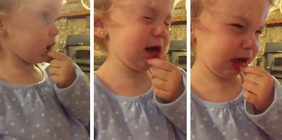 Babasının 'Senin Sevgilin Yok' Demesiyle Salya Sümük Ağlayan Sevimli Kız