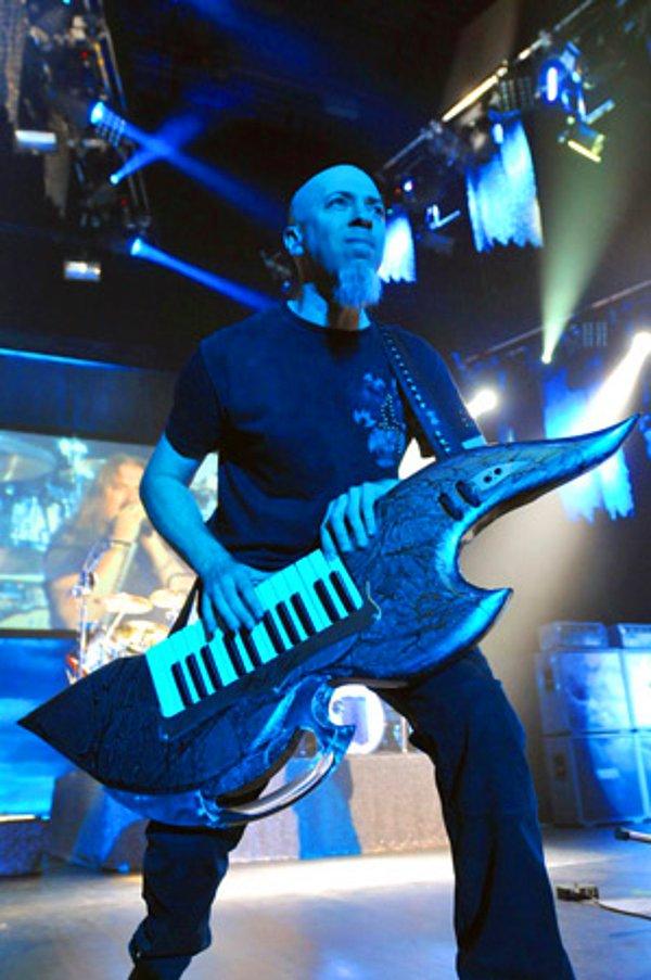 7. Jordan Rudess'in Keytarı