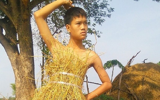 Taylandlı Tasarımcının Günlük Hayatın İçinden Şeylerle Yarattığı 15 İnanılmaz Kıyafet