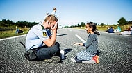 Danimarkalı Bir Polis ve Mülteci Küçük Bir Kızdan Tüm Dünyaya İnsanlık Dersi