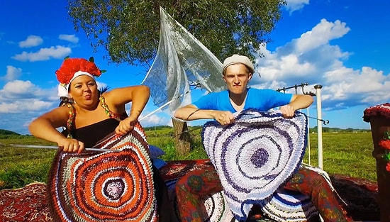 Son Zamanların Popüler Olan 'Lean On' Şarkısının Müzikal Parodi Versiyonu