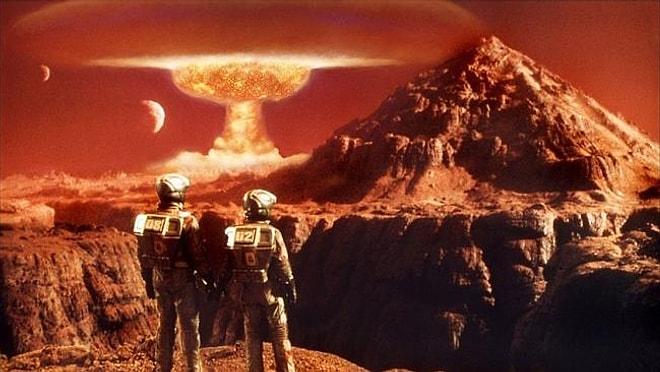 Başta Saçma Gelen, Ardından Akla Yatan Fikir: "Mars'ı Atom Bombalarıyla Bombalayalım!"