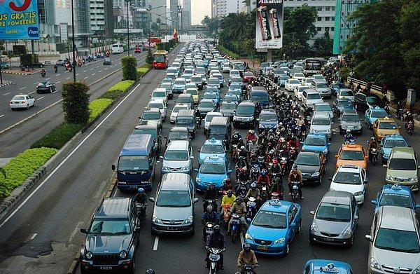 3. Jakarta: Nüfus 30 milyon