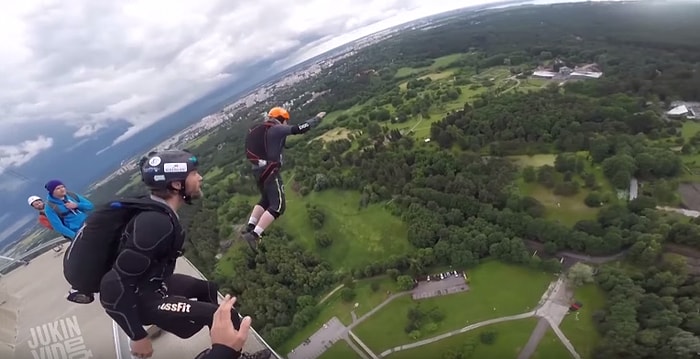 175 Metrelik TV Kulesinden Paraşütle Atlayan Çılgın İnsanlar