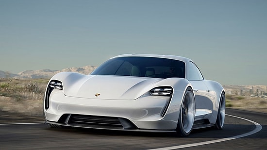 Geleceğin Elektrikli Otomobili: Porsche Mission E