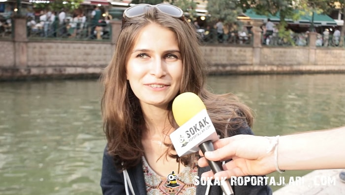 Sokak Röportajları: Yaşınızı Bilmiyor Olsanız Kaç Yaşında Olduğunuzu Söylerdiniz?