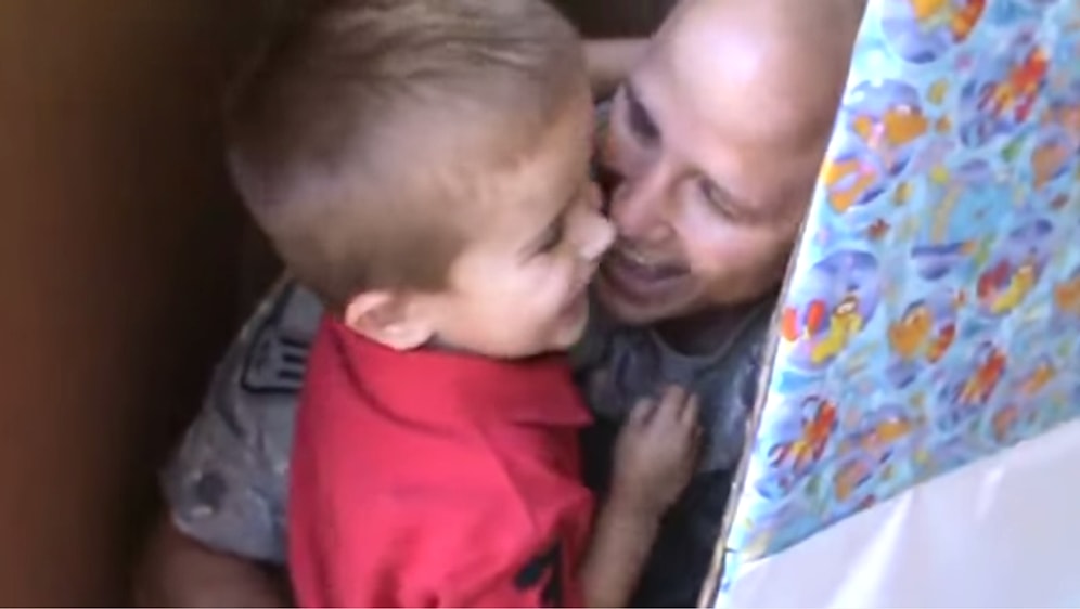 Asker Babadan Oğluna Doğum Gününde Büyük Sürpriz