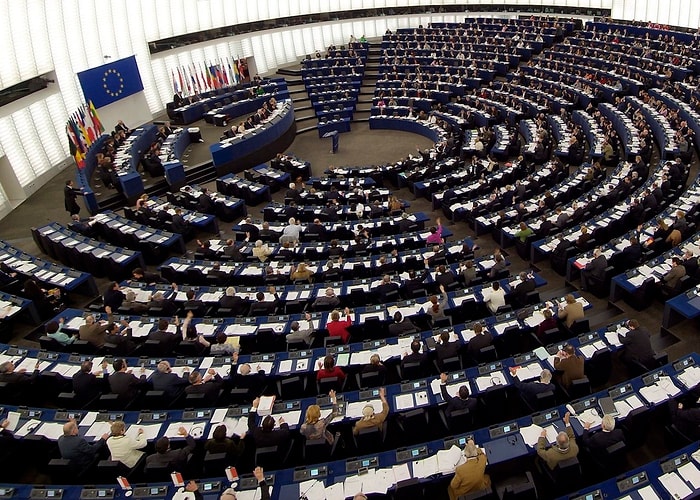 Avrupa Parlamentosu'ndan Türkiye'ye Barış Çağrısı