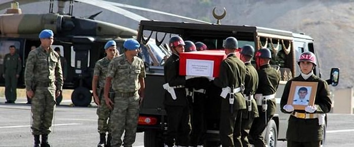 Hakkari ve Mardin'de Şehit Olan 5 Polis İçin Tören