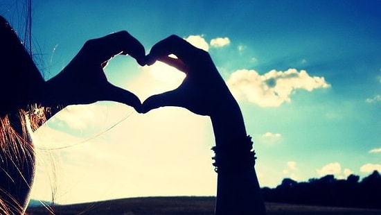 35 Madde İle En Meşhur "Seni Seviyorum" Deme Biçimleri