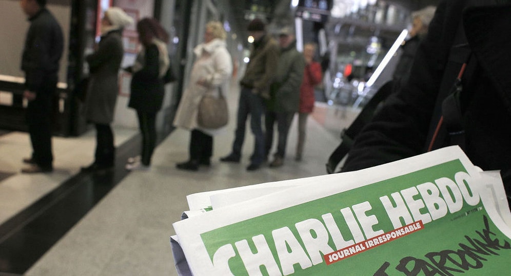 Charlie Hebdo, Aylan Kurdi Kapağıyla Yine Tepkileri Üzerine Çekti