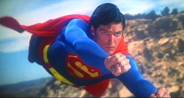 12. "Superman gibi sevdiklerimizi kurtarmak istememiz ve üzerine hayaller kurmamız."