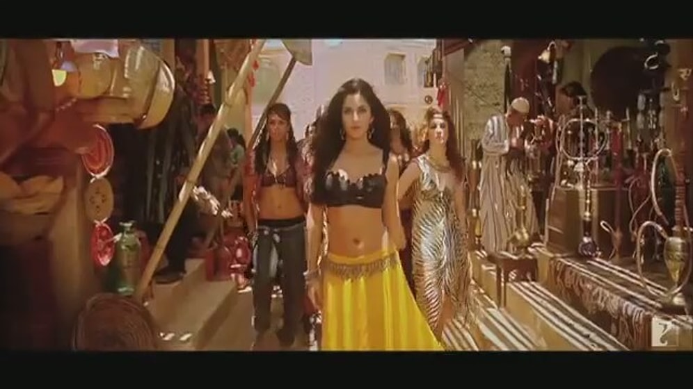 Sesini Sonuna Kadar Açıp Dans Edebileceğiniz 14 Hint Şarkısı