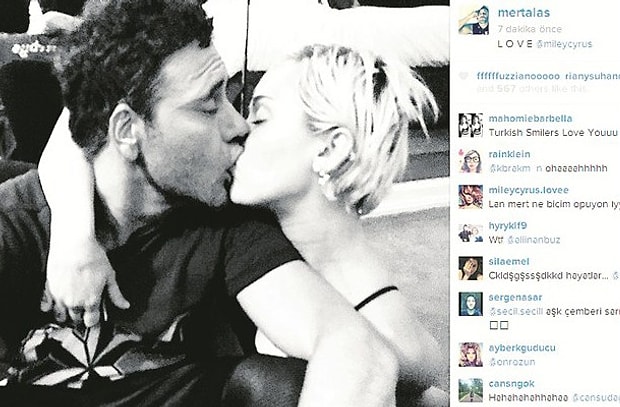Miley Cyrus Tan Alt Dudak Alan Kate Upton La Ayni Yatakta Uyanan Turk Mert Alas