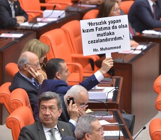 Eski CHP'li Özkes Twitter Hesabını Kapattı: Merak Edenler İçin; Eski Hesapta Neler Yazıyordu?