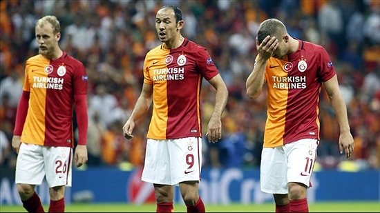 Galatasaray Futbolculara Sitem Etti