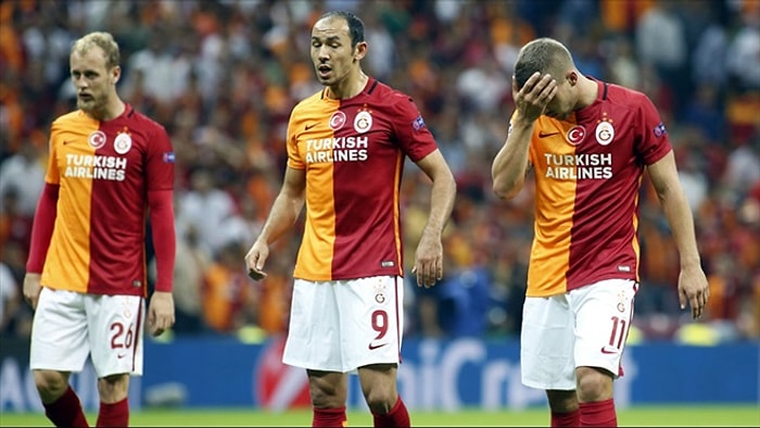 Galatasaray Futbolculara Sitem Etti