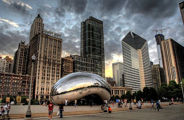 Gerçek adı ''Cloud Gate'' ama herkes ona ''Fasulye'' diyor.