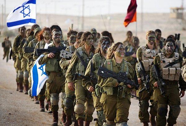 9. İsrail, isyanı bastırmak için 80.000 askerini isyan bölgelerine kaydırdı.