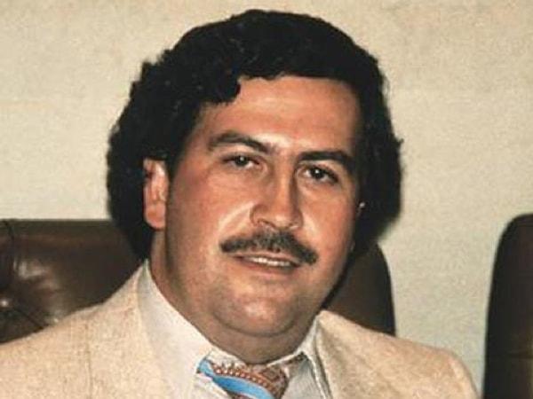 12. Escobar, paralarını tutturmak için aldığı lastik bantlara ayda 2.500 dolar harcıyordu.