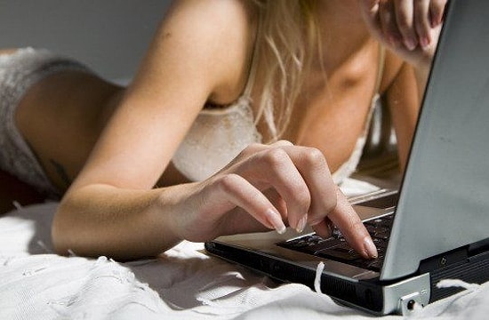 Amerika'da Para Kazanmak İçin Porno Sektörüne Giren Öğrenci Sayısı Sizi Şoke Edecek