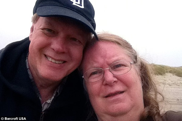 Когда Канье было всего несколько недель, ее биологические родители отдали девочку на усыновление паре Джейн и Дэйва.