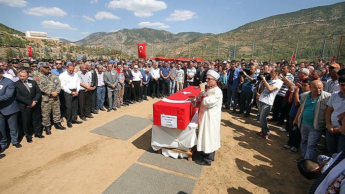 Şırnak'taki Saldırıda Şehit Olan Askerler Son Yolculuğuna Uğurlandı