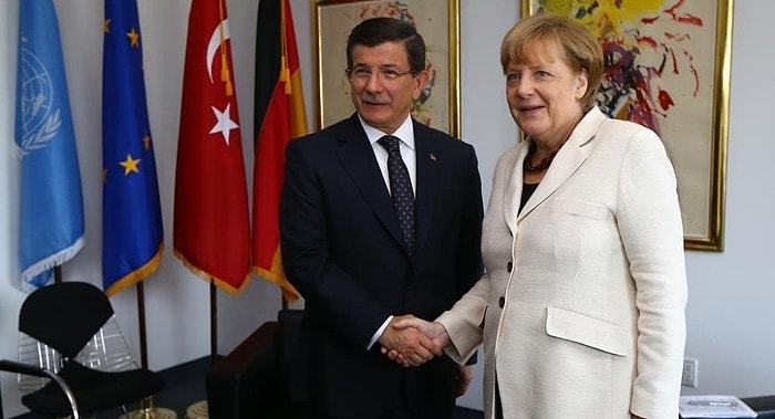 Davutoğlu, Merkel ile Görüştü