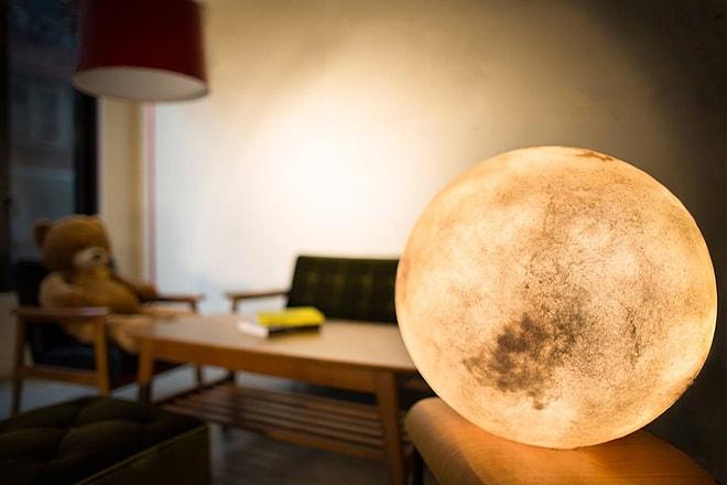 Gökyüzündeki Biricik Uydumuz Evimizin Bir Parçası Oluyor: Ay Şeklinde Lamba Luna