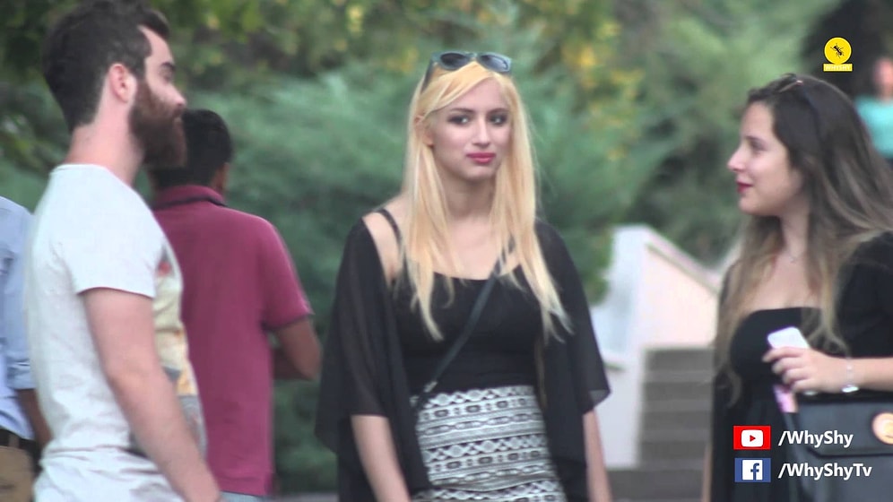 Sebepsiz Yere İnsanlara Bir Şeyleri İtiraf Etmek | WhyShy