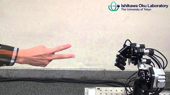 "Taş, Kağıt, Makas" Oyununda Asla ama Asla Kaybetmeyen Robot Yaptılar!
