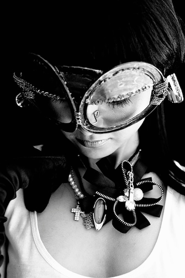 15. Это та деятельность, которая прикрывается заявлениями о помощи Африке.