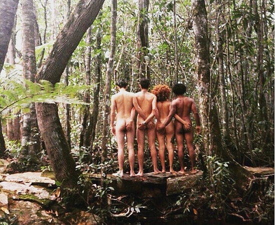 Dünyanın Dört Bir Yanında "Popolara Özgürlük" Diyen Naked Adventures'tan 17 Çılgın Kare