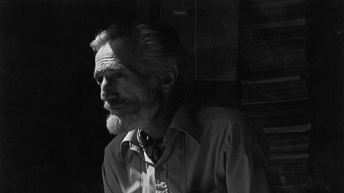 Özdemir Asaf'ın Hayatı Sergiyle Anlatılıyor