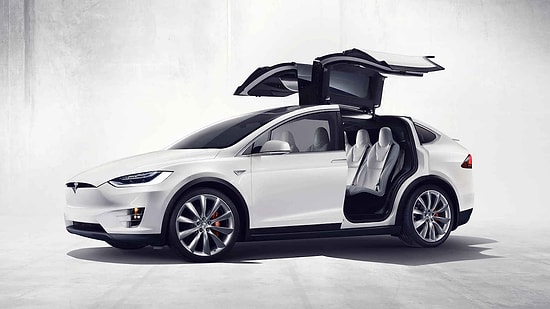 Tesla'nın Crossover Aracı Model X, “Biyolojik Silah Savunma” Özelliğiyle Geliyor