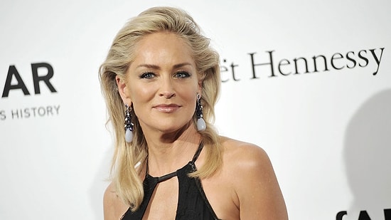 Yaşları 50 ve Üstü Olsa da Şarap Gibi Yıllandıkça Güzelleşen 17 Ünlü