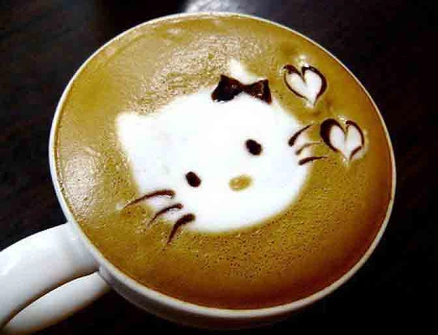 Hello Kitty, ufak kalpçikler yollayabilir.