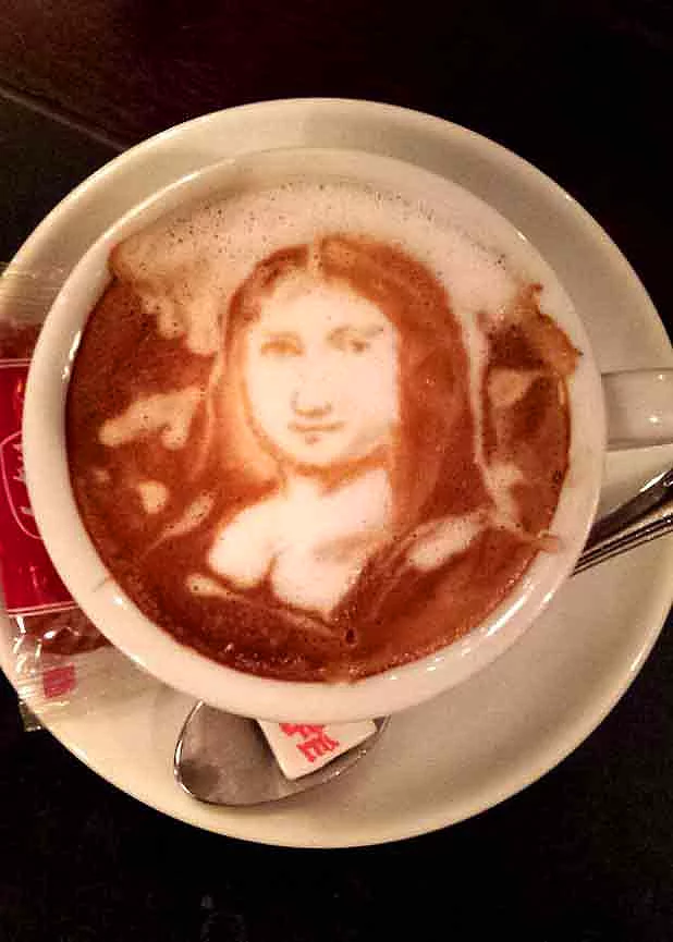 Leonardo Da Vinci'nin yaptığı kadar olmasa da Mona Lisa'nın tablosu sizin kahvenizde yer alabilir.