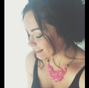 Ceren Aydın Yazar Profil Resmi