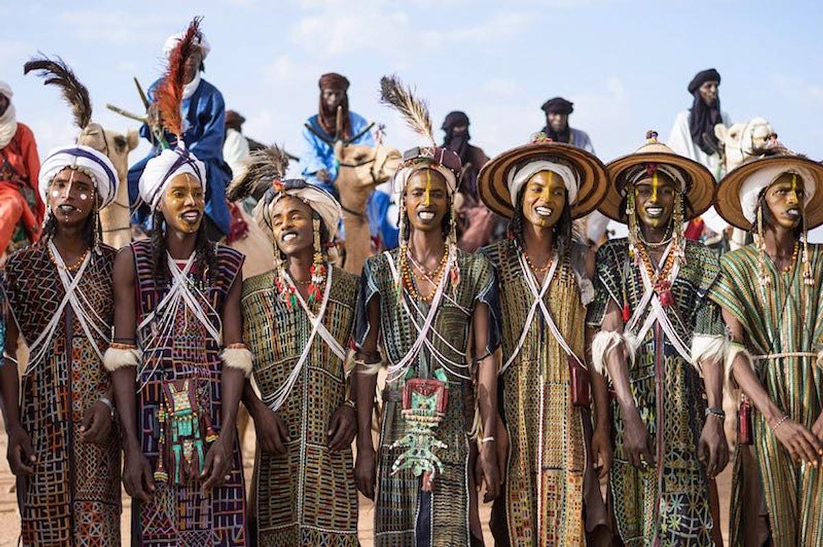 Afrikalı Wodaabe Kabilesinin Geleneksel Erkek Güzellik Yarışmasından 20 Farklı Fotoğraf