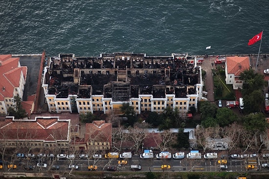 Galatasaray Üniversitesi’ndeki Tarihi Feriye Sarayı Kaderine mi Terk Edildi?